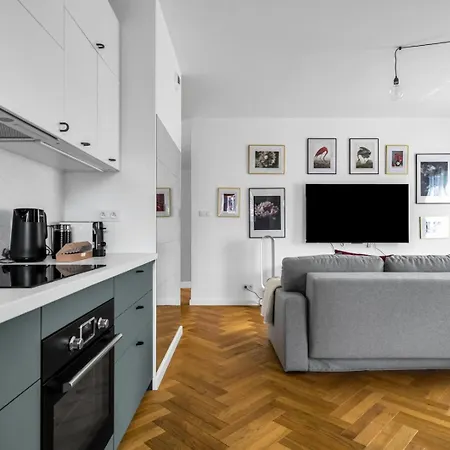 Skierniewicka - Parking, Workspace, Balcony - By Rentujemy