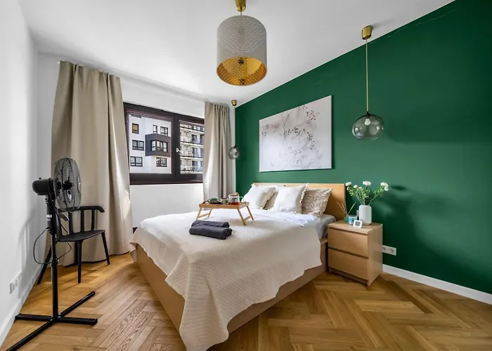 Skierniewicka - Parking, Workspace, Balcony - By Rentujemy *