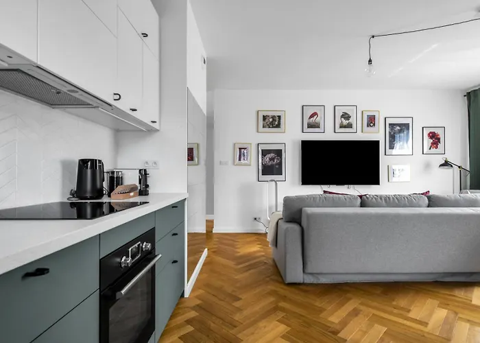 Skierniewicka - Parking, Workspace, Balcony - By Rentujemy