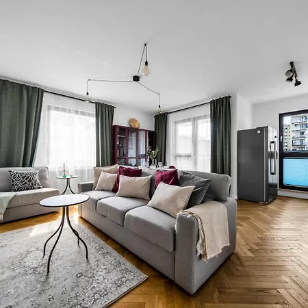 Skierniewicka - Parking, Workspace, Balcony - By Rentujemy Warsaw