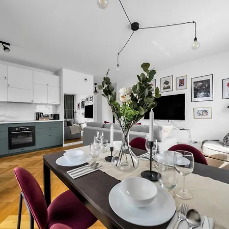 Skierniewicka - Parking, Workspace, Balcony - By Rentujemy *